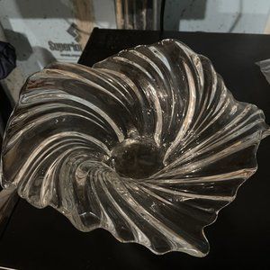 Mikasa Belle Epoque Clear Crystal Glass Wave Swirl Bowl Centerpiece Dish 14-1/2”